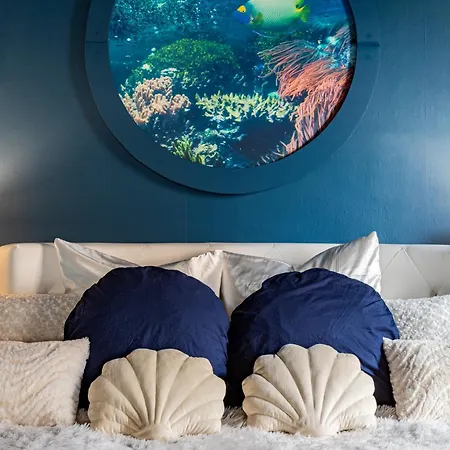 Lit Rond Tres Grand Et Confortable - Garage Possible Ou Parking Gratuit Rue - Gare 2 Min Et 4 Min En Tram - Ciel Etoile - Netflix Videoprojecteur - Luxe Et Evasion